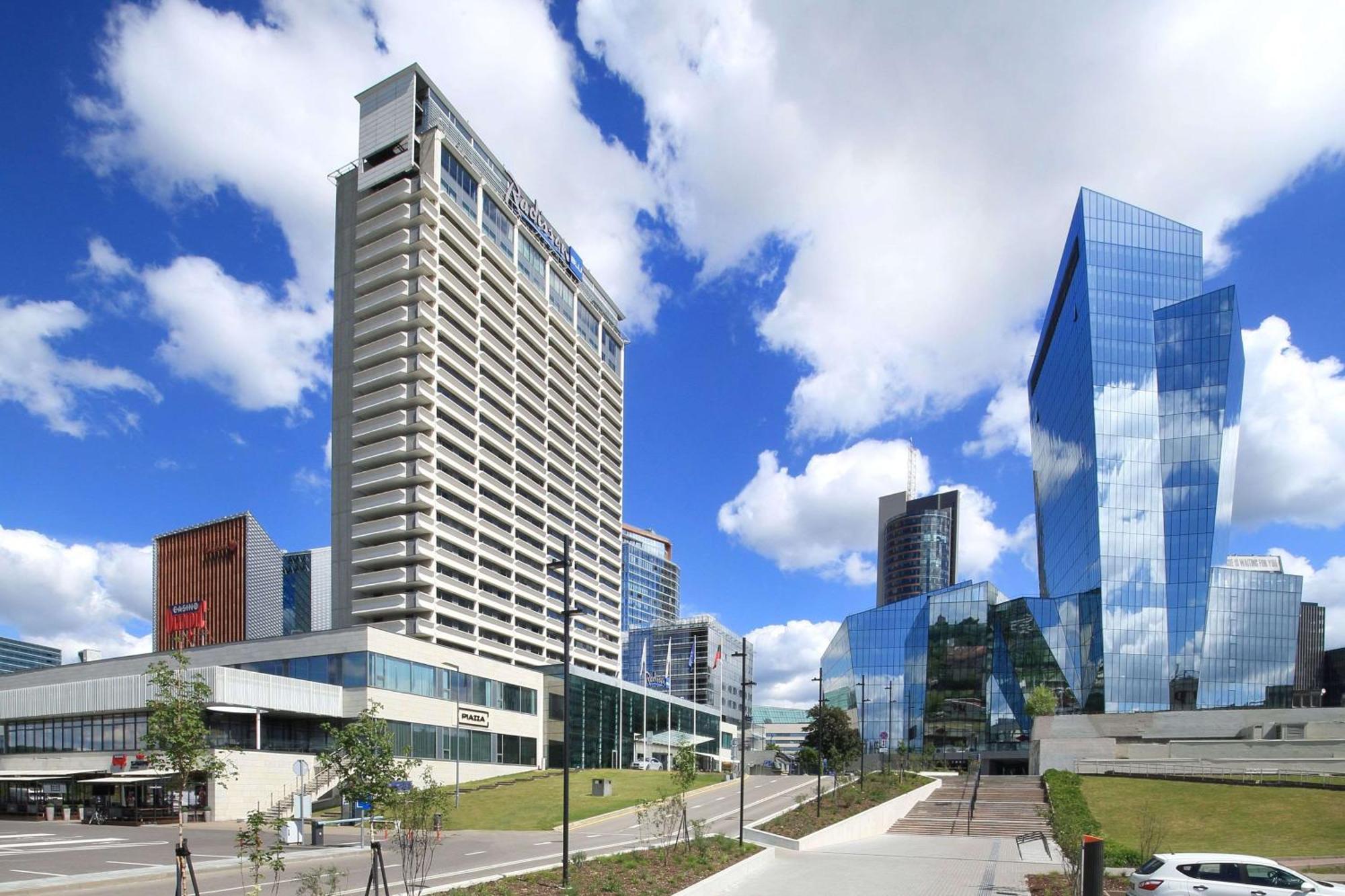 Radisson Blu Hotel Lietuva Vilnius Esterno foto