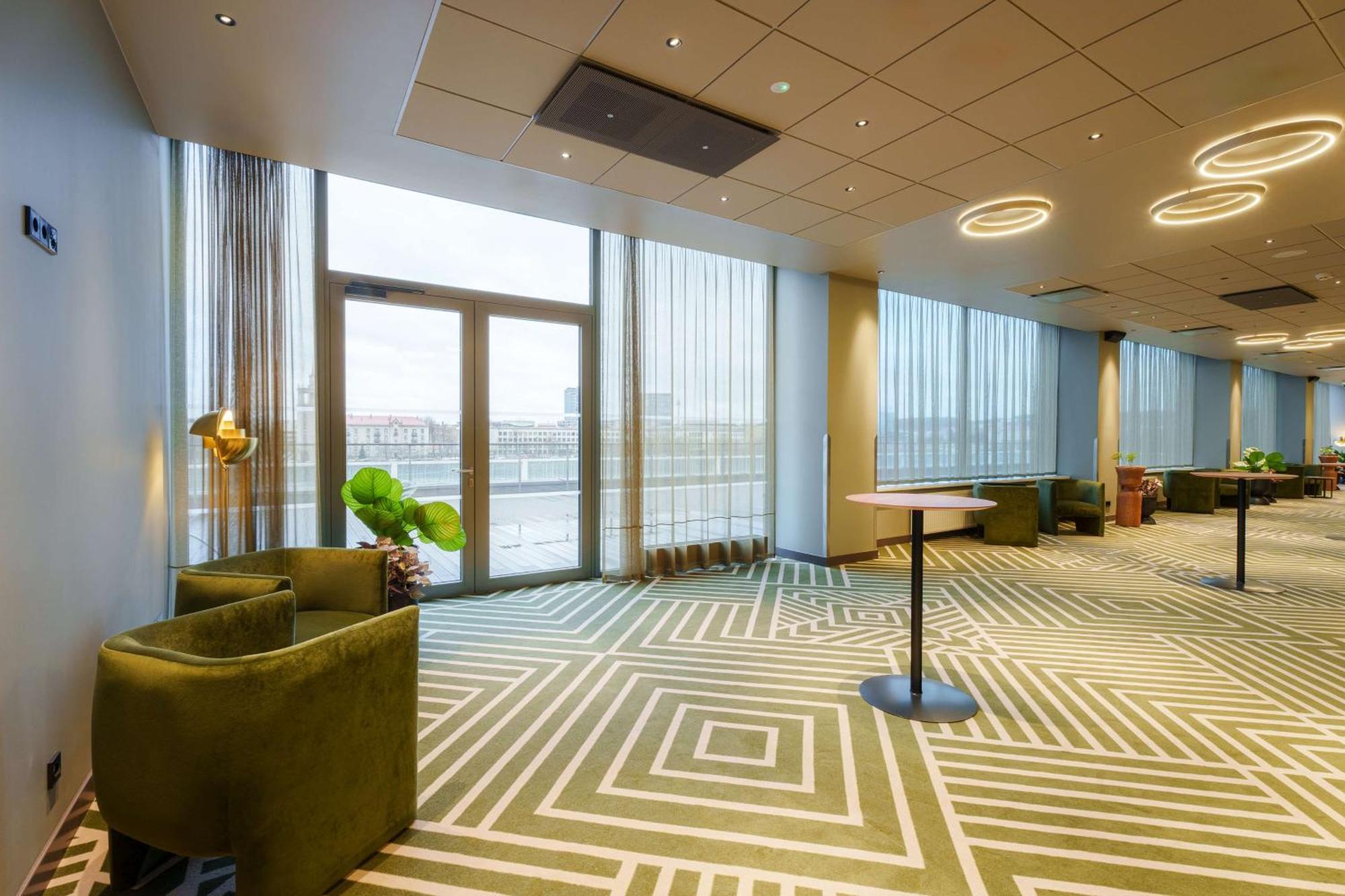 Radisson Blu Hotel Lietuva Vilnius Esterno foto