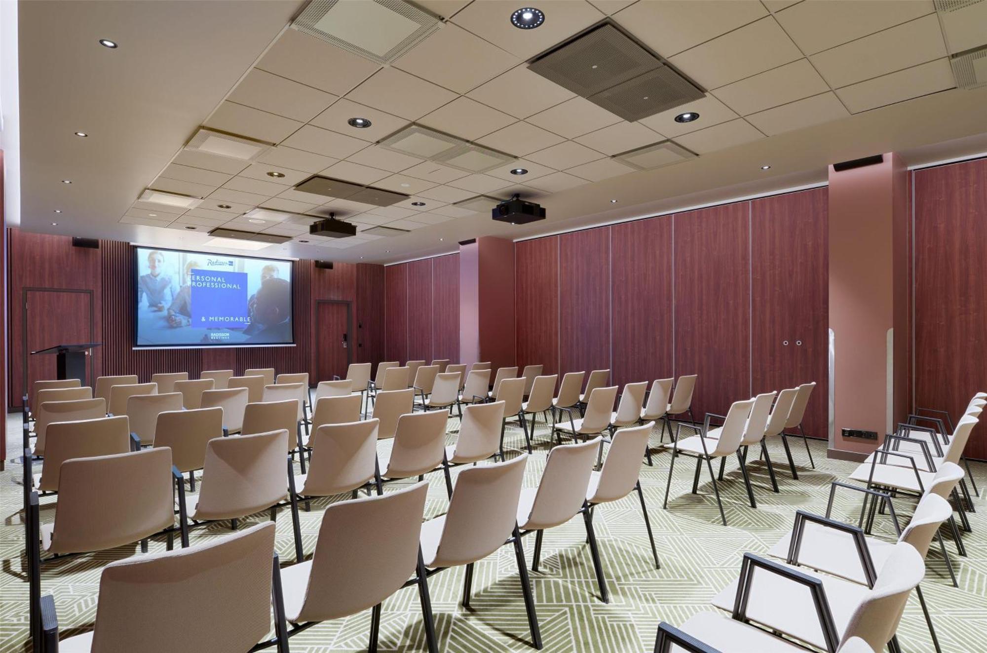 Radisson Blu Hotel Lietuva Vilnius Esterno foto