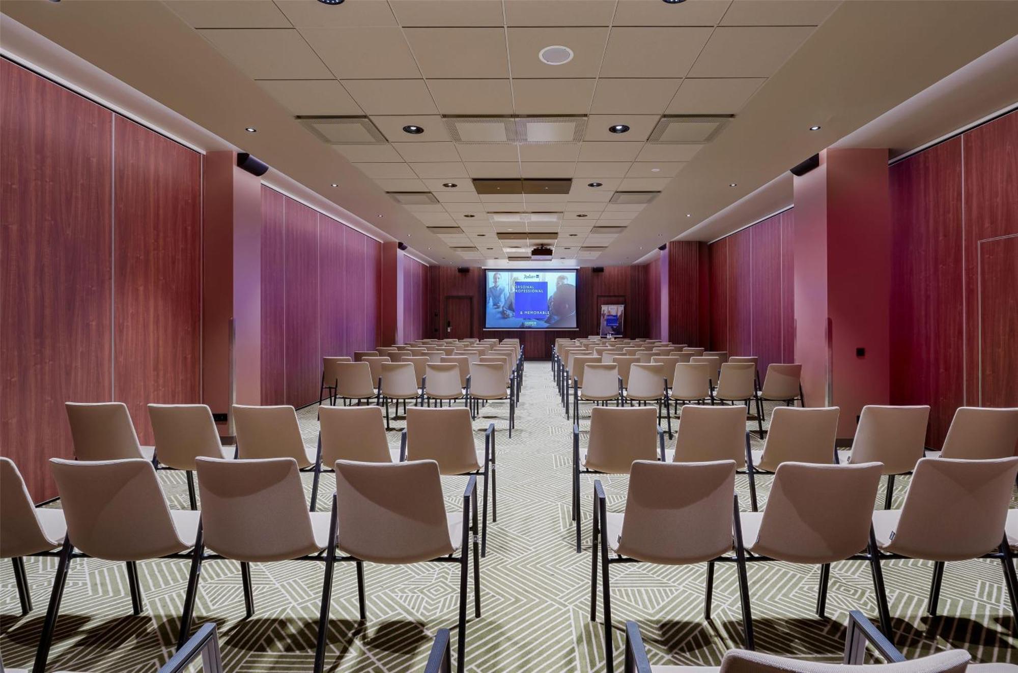 Radisson Blu Hotel Lietuva Vilnius Esterno foto