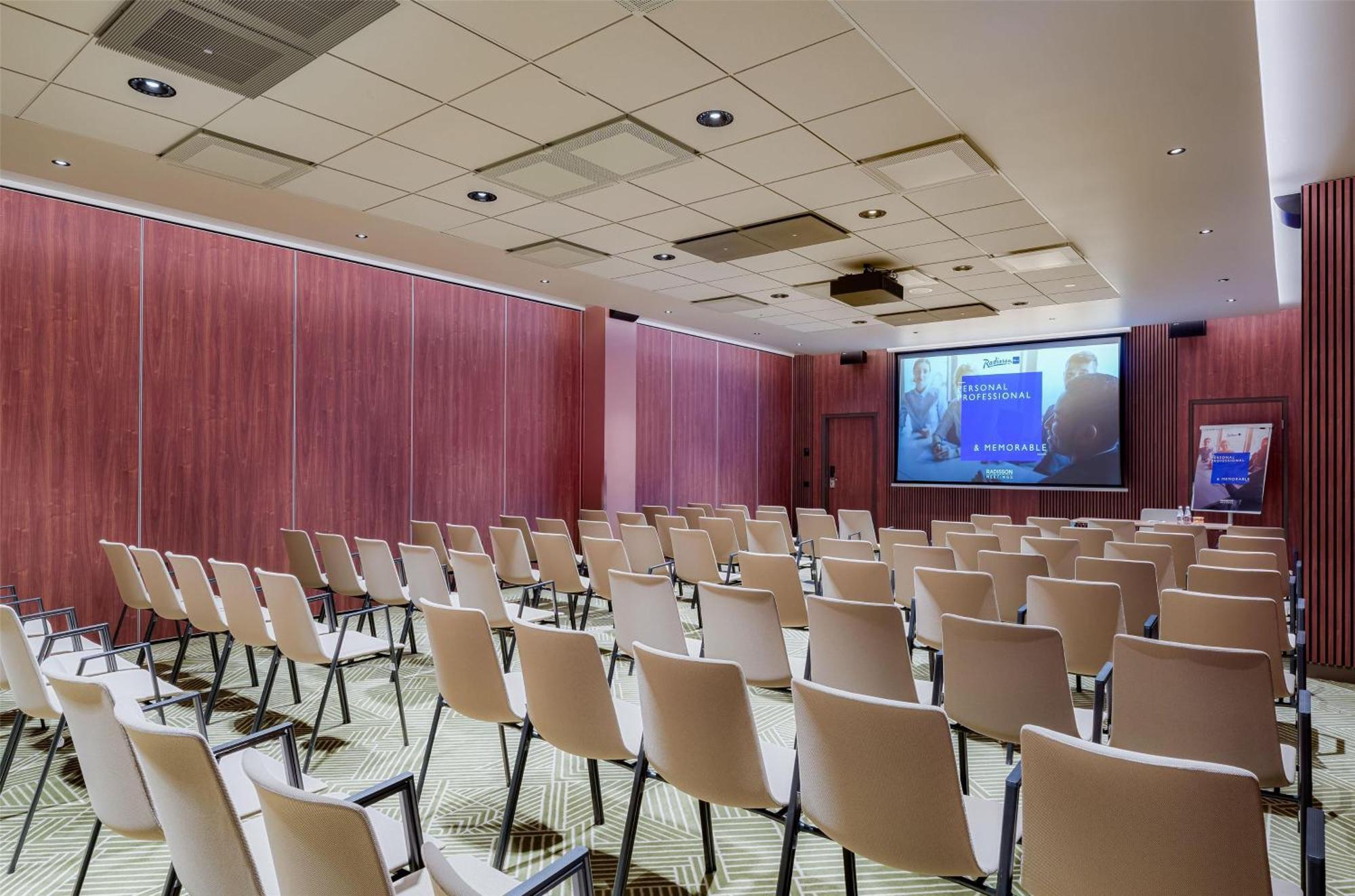 Radisson Blu Hotel Lietuva Vilnius Esterno foto